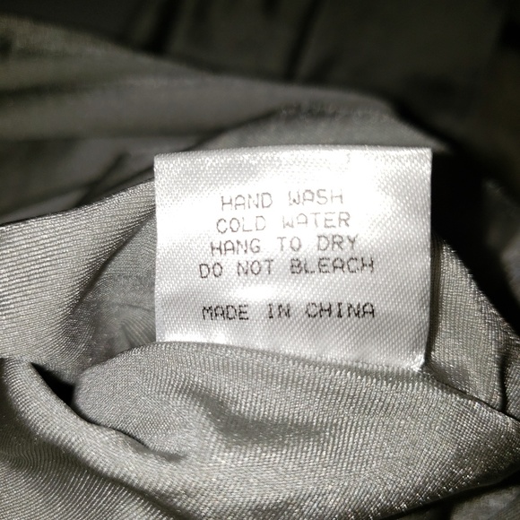 💥5/25$ Silver Gray Bodycon Dress - Picture 7 of 7